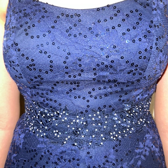 NAVY BLUE DRESS!! - Picture 5 of 7